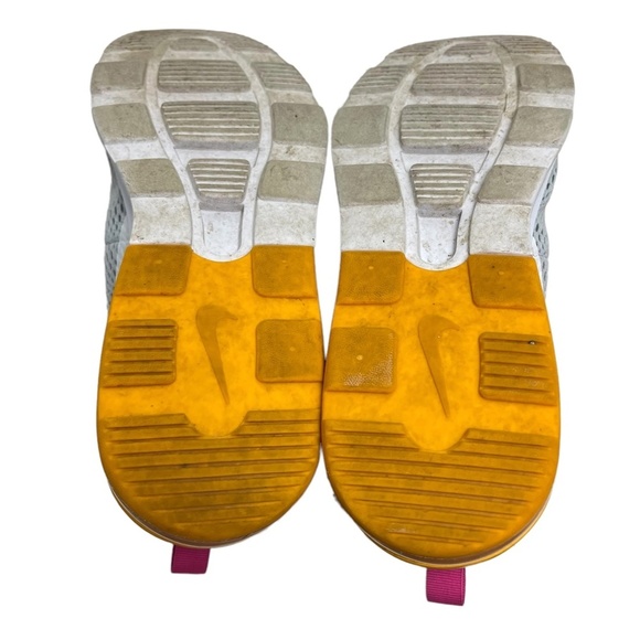 NIKE AIR MAX MOTION 2 Pure Platinum Fuchsia ATHLETIC Gym Sneakers Shoes sz 6.5 - Picture 15 of 16